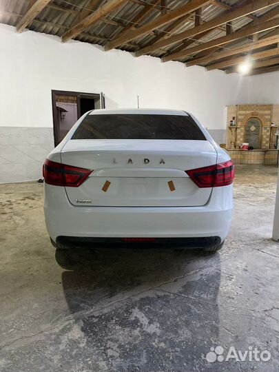 Сиденья на весту