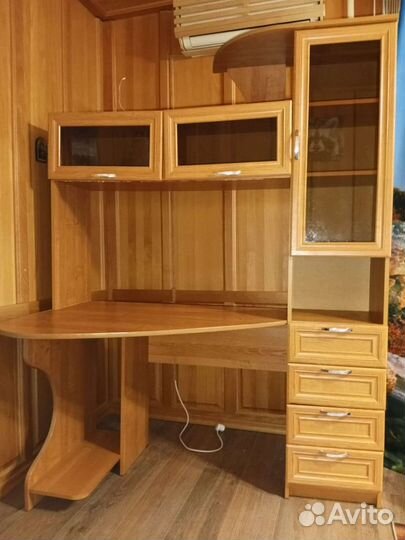 Компьютерный стол