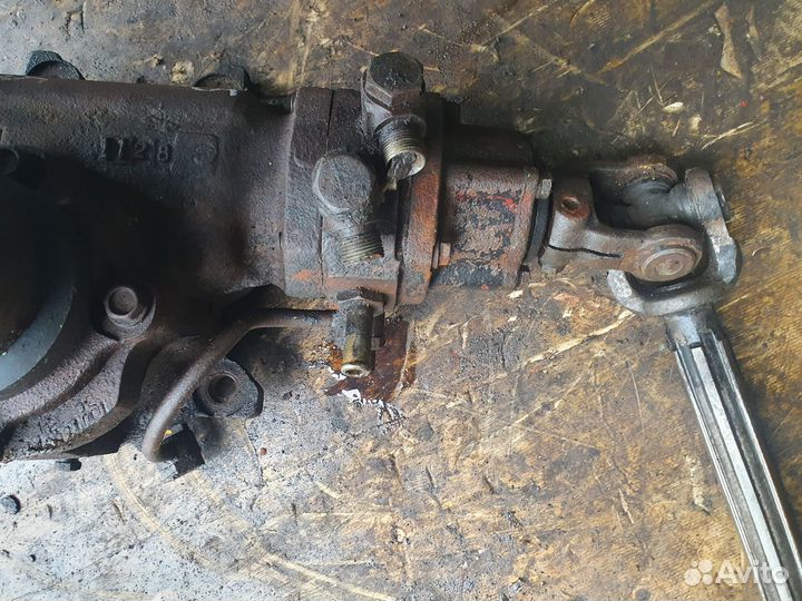 Редуктор рулевой гур маз