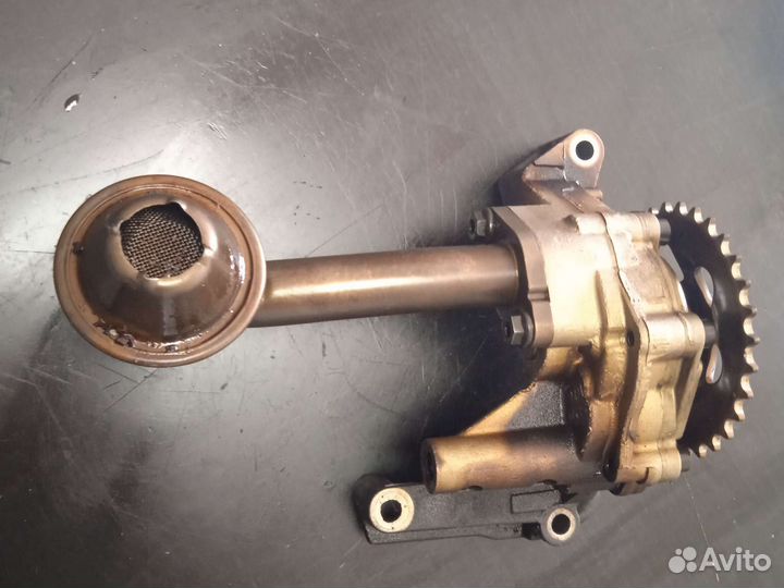 Масляный насос VAG 06A115105B