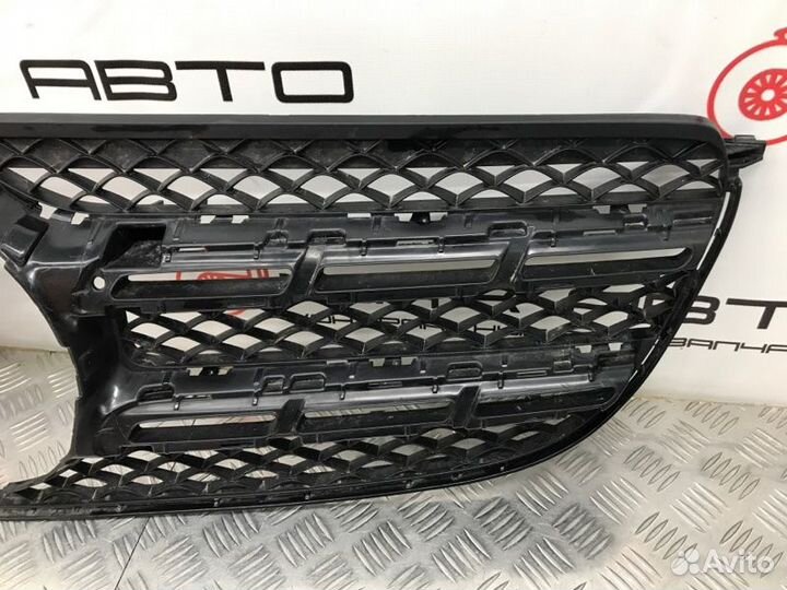 Б/У решетка радиатора передний Mercedes Gls-Class