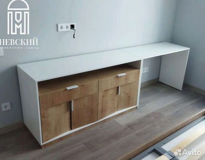 Письменный стол для школьника