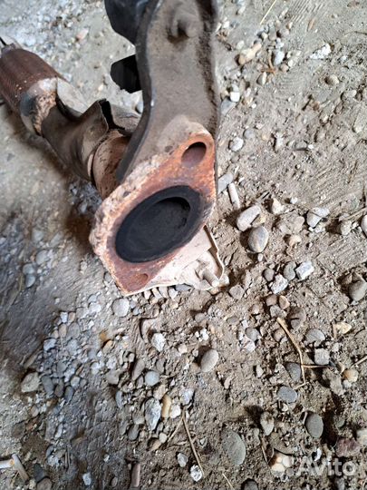 Коллектор выпускной Mitsubishi Mirage