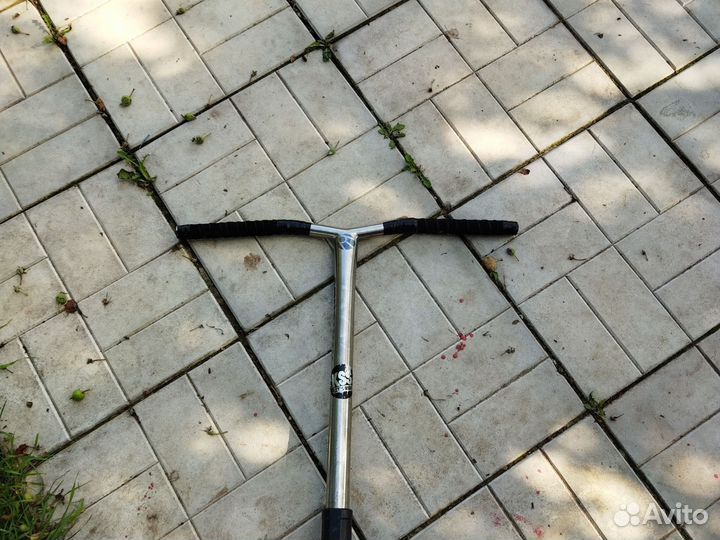 Титановый руль спутник