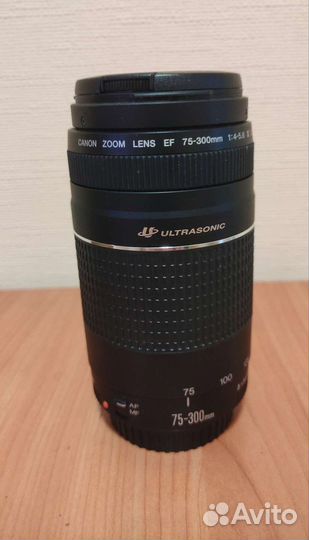 Фотообъектив canon 75-300 новый