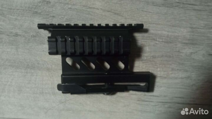 Боковой кронштейн ак