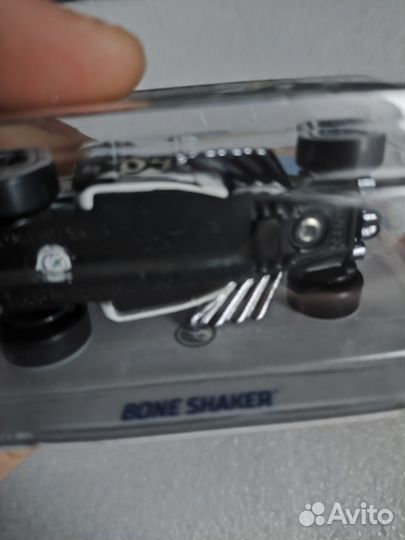 Hot wheels TH bone shaker