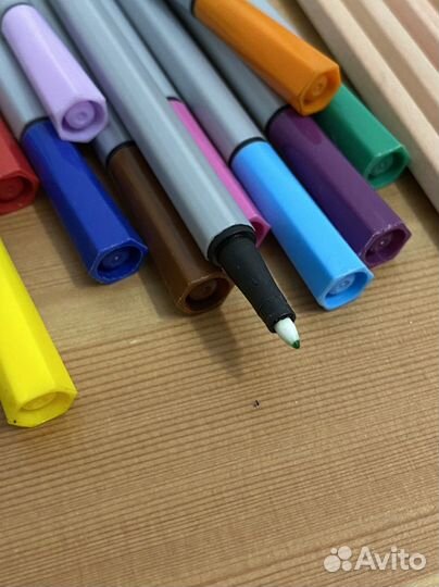 Фломастеры IKEA mala и простые карандаши