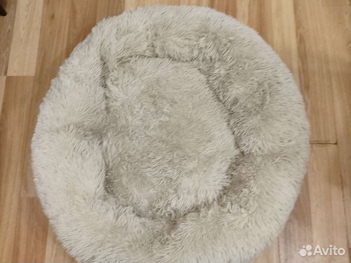 Лежанка для собак или кошек