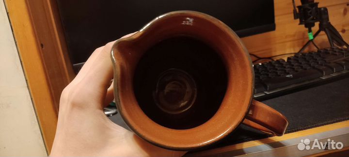 Керамический кувшин