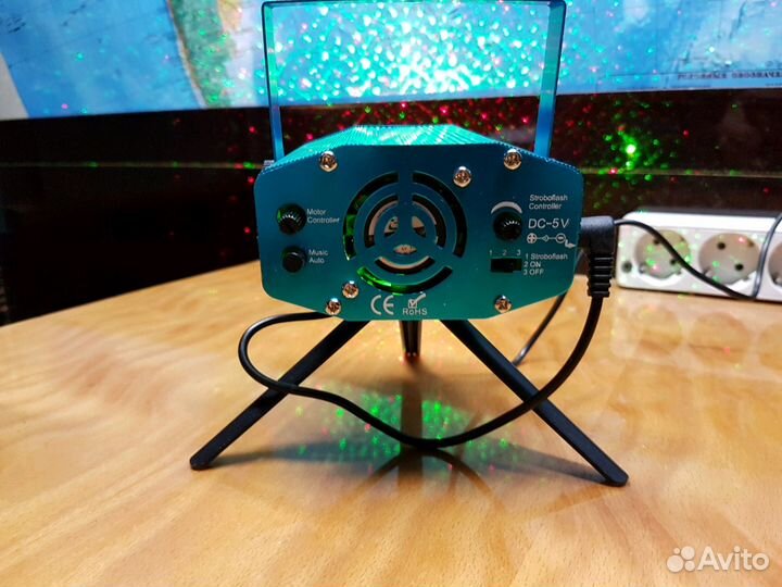 Лазер-проэктор-цветомузыка