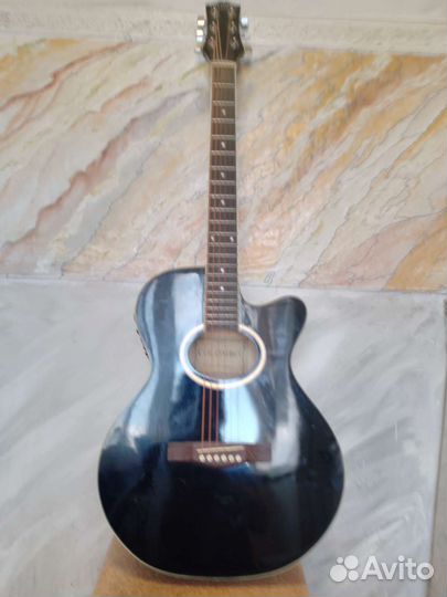 Гитара электроакустическая