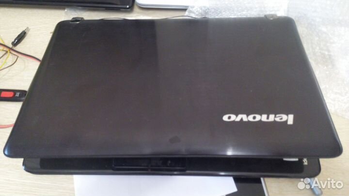 Lenovo IdeaPad Y560p Корпус