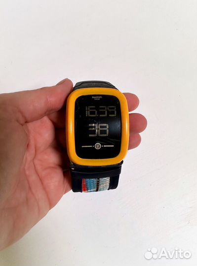 Часы электронные swatch