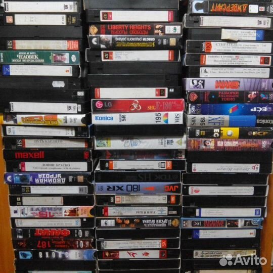 Видеокассеты 40 штук