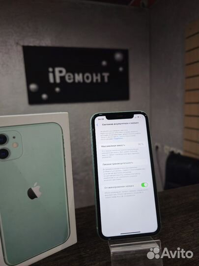 iPhone 11, 64 ГБ