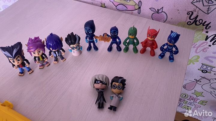 Герои в масках фигурки