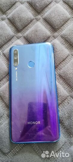 Телефон honor 10i