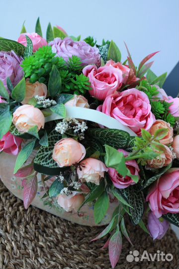 Букеты из искусственных цветов в наличии