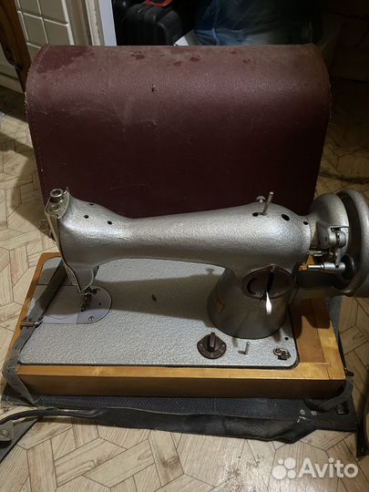 Швейная машина Подольск