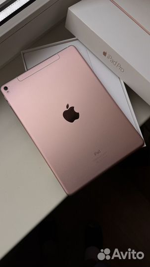 Apple iPad pro 9.7