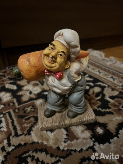 Статуэтки из полистоуна