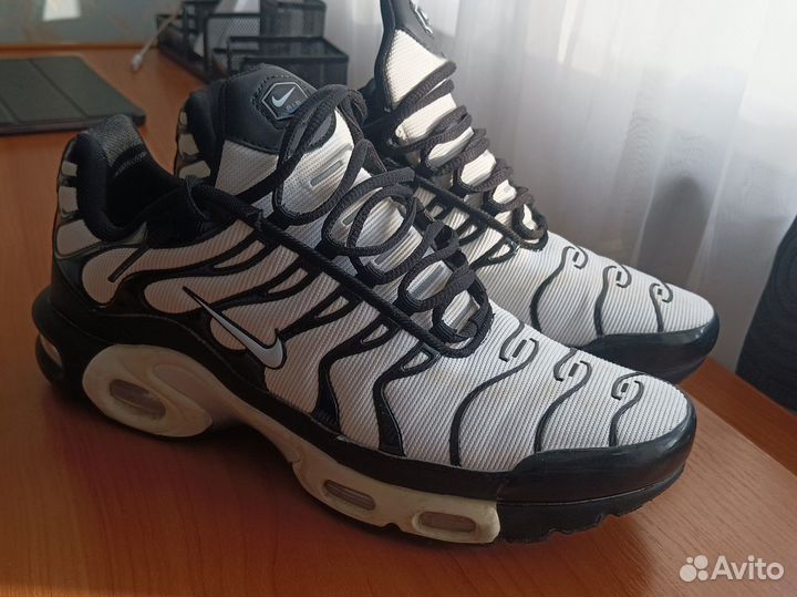 Кроссовки Nike air max tn