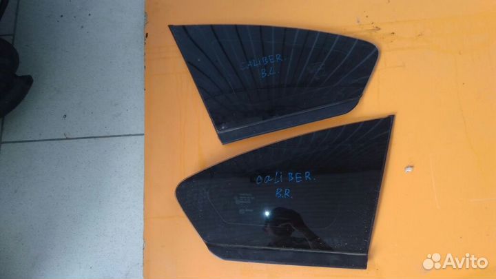 Стекло глухое на Dodge Caliber