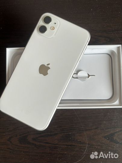 iPhone 11, 128 ГБ