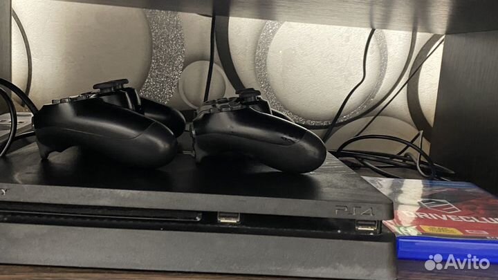 Sony playstation 4 slim