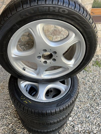 Kumho Ecsta KU19 245/45 R18 36C