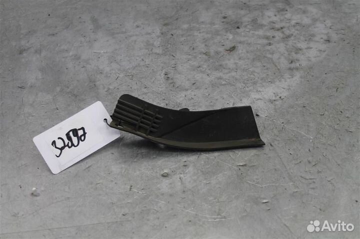 Накладка Nissan Sentra B17