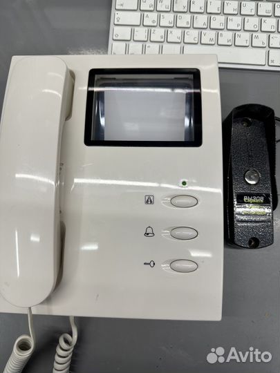 Видео домофон комплект