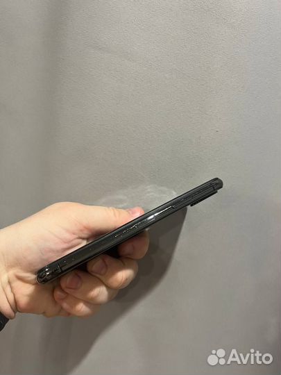 iPhone X, 64 ГБ