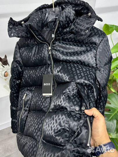 Пуховик Boss