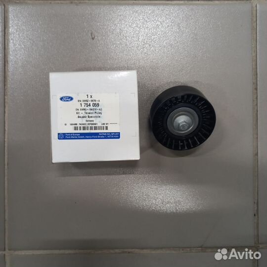 Ролик приводного ремня промежуточный Ford Kuga