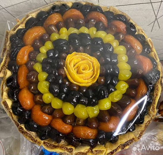 Букет из сухофруктов
