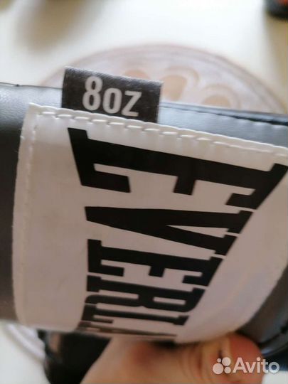 Боксерские перчатки