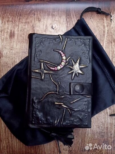 Кожаный блокнот в бархатном мешочке