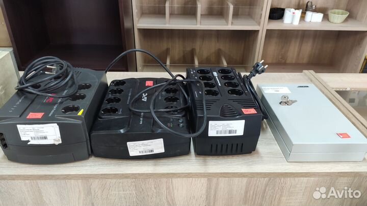 Источник бесперебойного питания в ассортменте