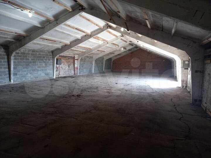Склад, 300 м²