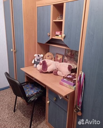 Школьная стенка