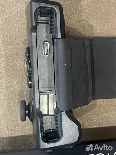 Геймпад/джойстик Asus Rog phone Gamevice GV187