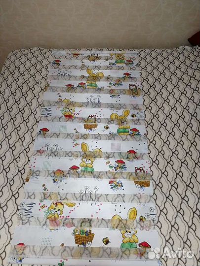 Рулонные шторы-жалюзи в детскую зебра 