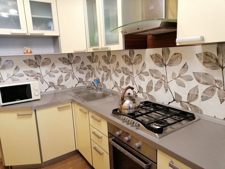 2-к. квартира, 54 м², 6/9 эт.