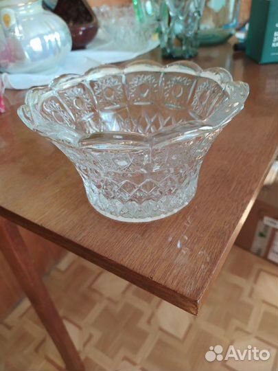 Ваза и конфетницы