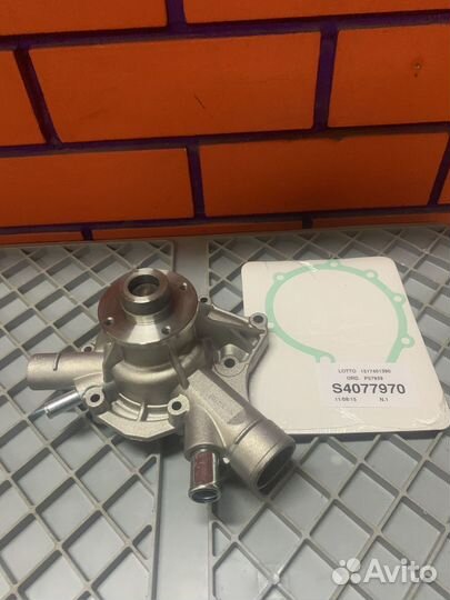 Водяной насос Mtrcedes w203