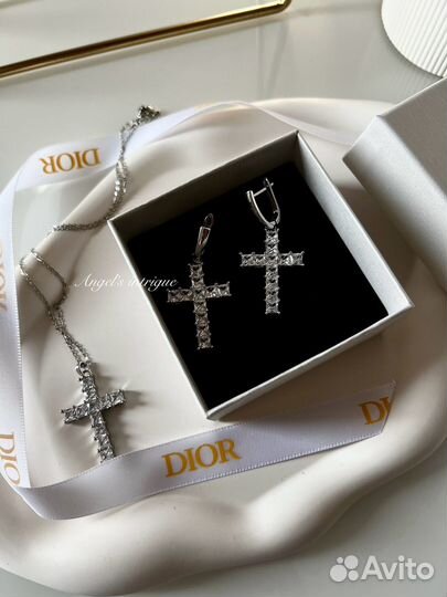 Серьги кресты