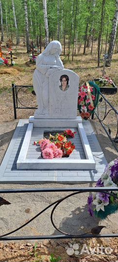 Памятники из мрамора и гранита