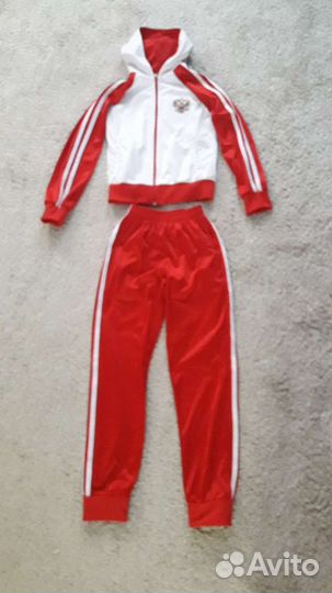 Спортивный костюм